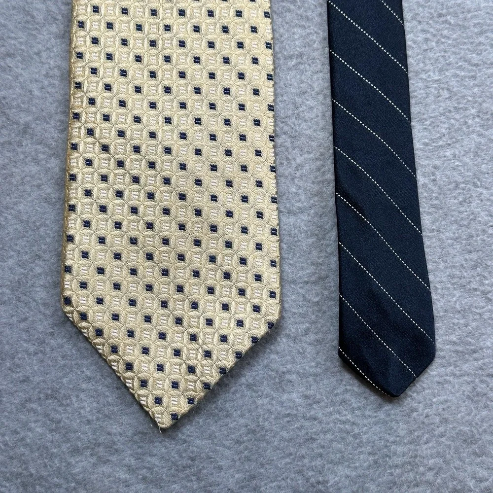 VTG Tommy Hilfiger Necktie Yellow Blue Geometric Navy Stripe Tail 100% Silk NOTE